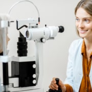 катаракта симптоми