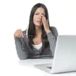 Болят ме очите