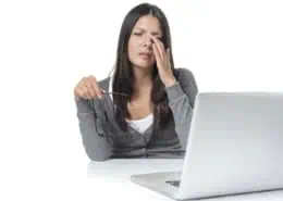 Болят ме очите